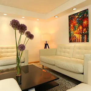 https://gemtliche-souterrain-ferienwohnung-inkl-fahrrder.find-berlin-hotels.com